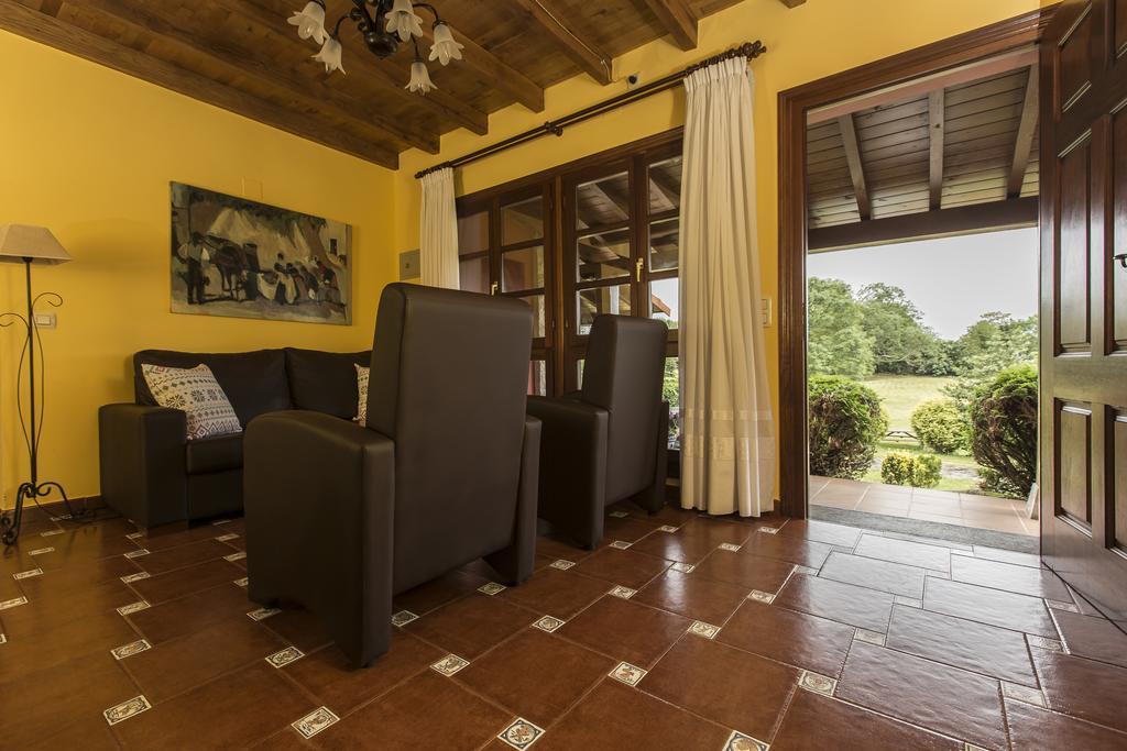 Casas Rurales Playa De Guadamia Llames de Pria Luaran gambar