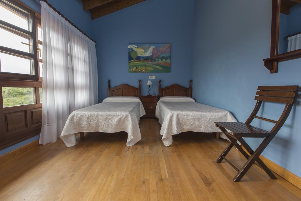 Casas Rurales Playa De Guadamia Llames de Pria Luaran gambar